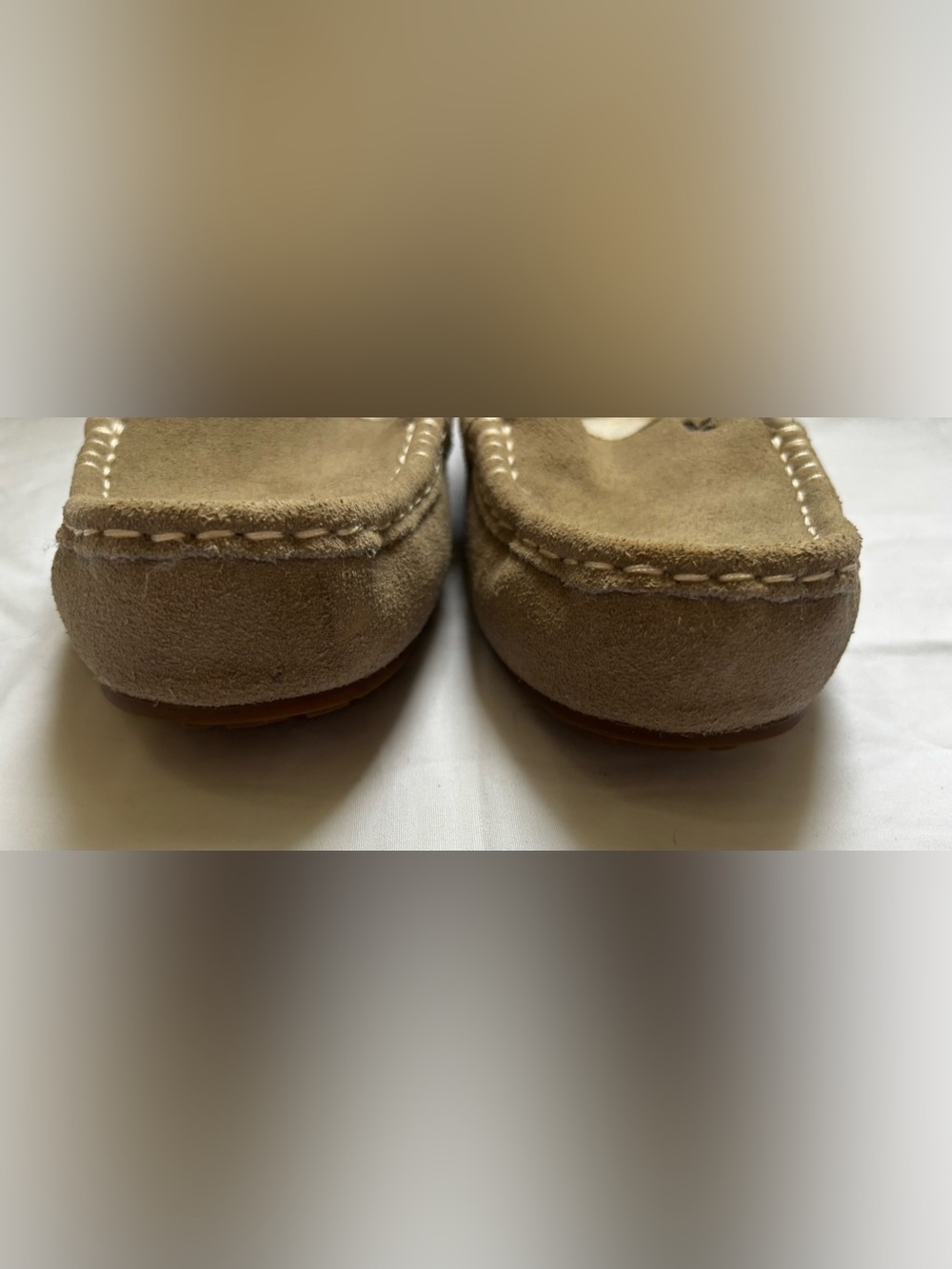 Women’s Koolaburra by UGG “Lezly”moccasin slippers in tan sz 6.5 - Picture 3 of 6